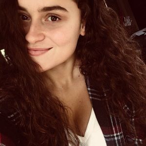 Meet your Posher, Ciara